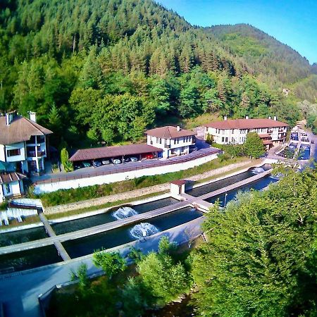 Fisherman'S Hut Family Hotel Beden Exterior foto