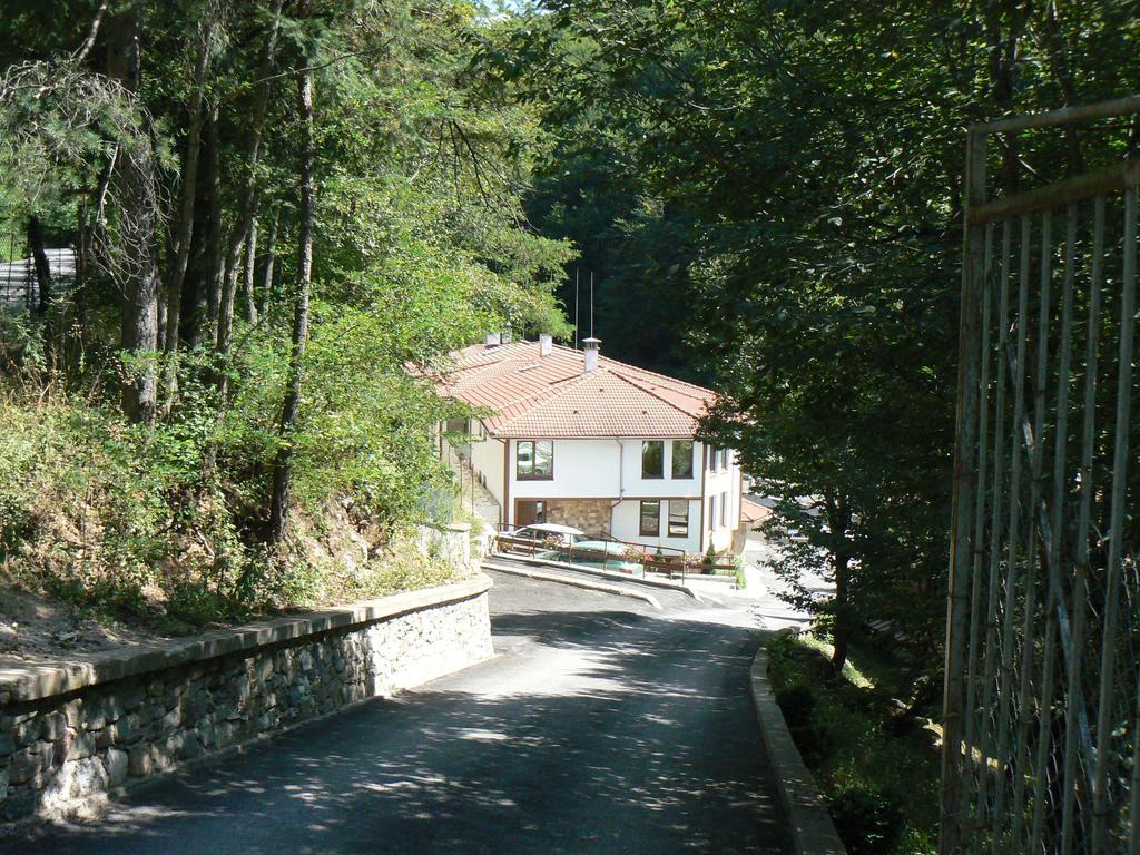 Fisherman'S Hut Family Hotel Beden Exterior foto
