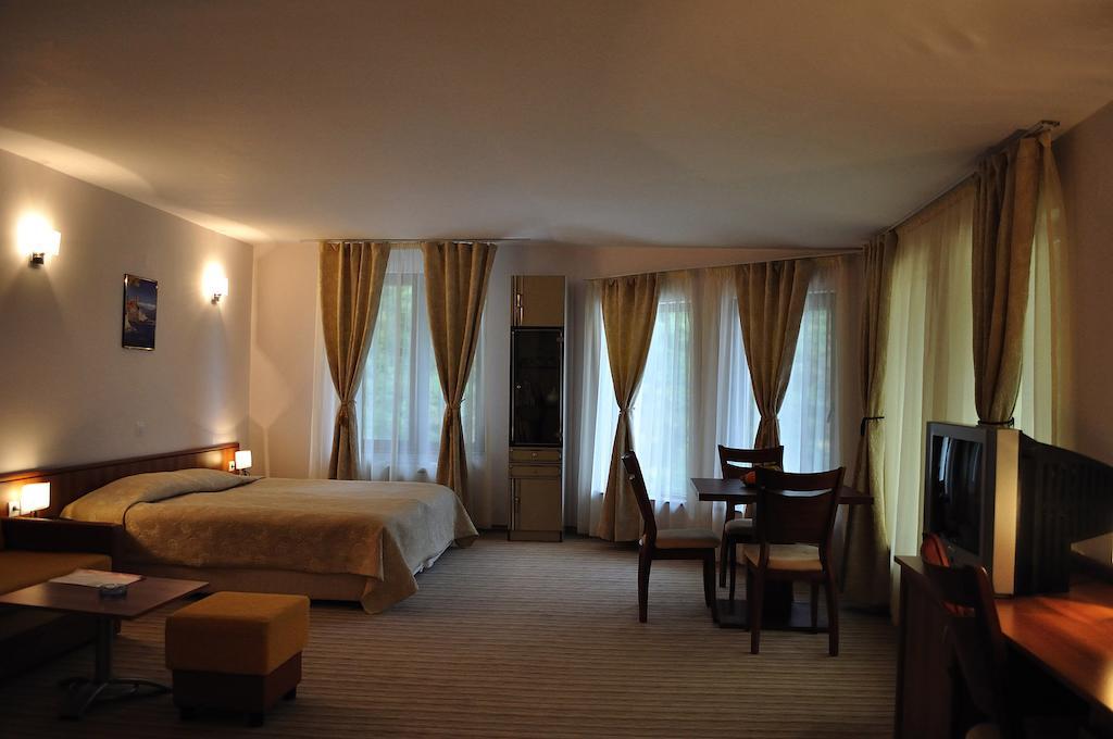 Fisherman'S Hut Family Hotel Beden Quarto foto