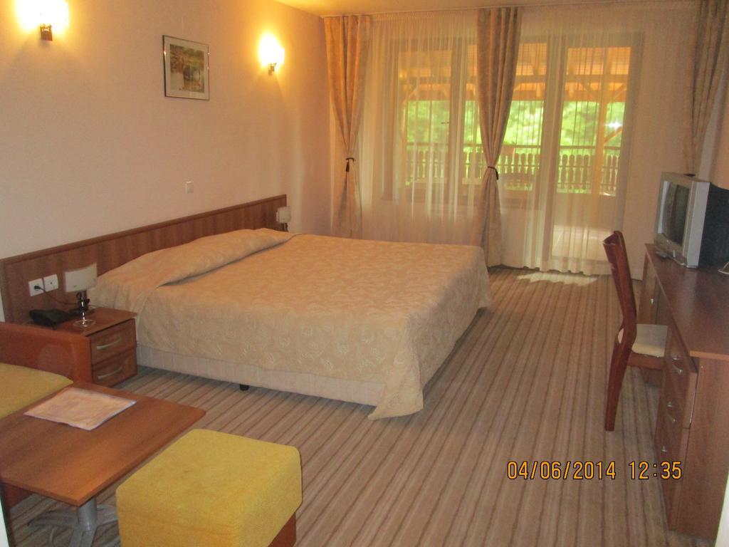 Fisherman'S Hut Family Hotel Beden Quarto foto